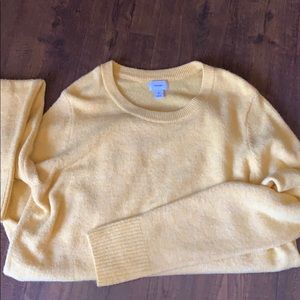 old navy sweater